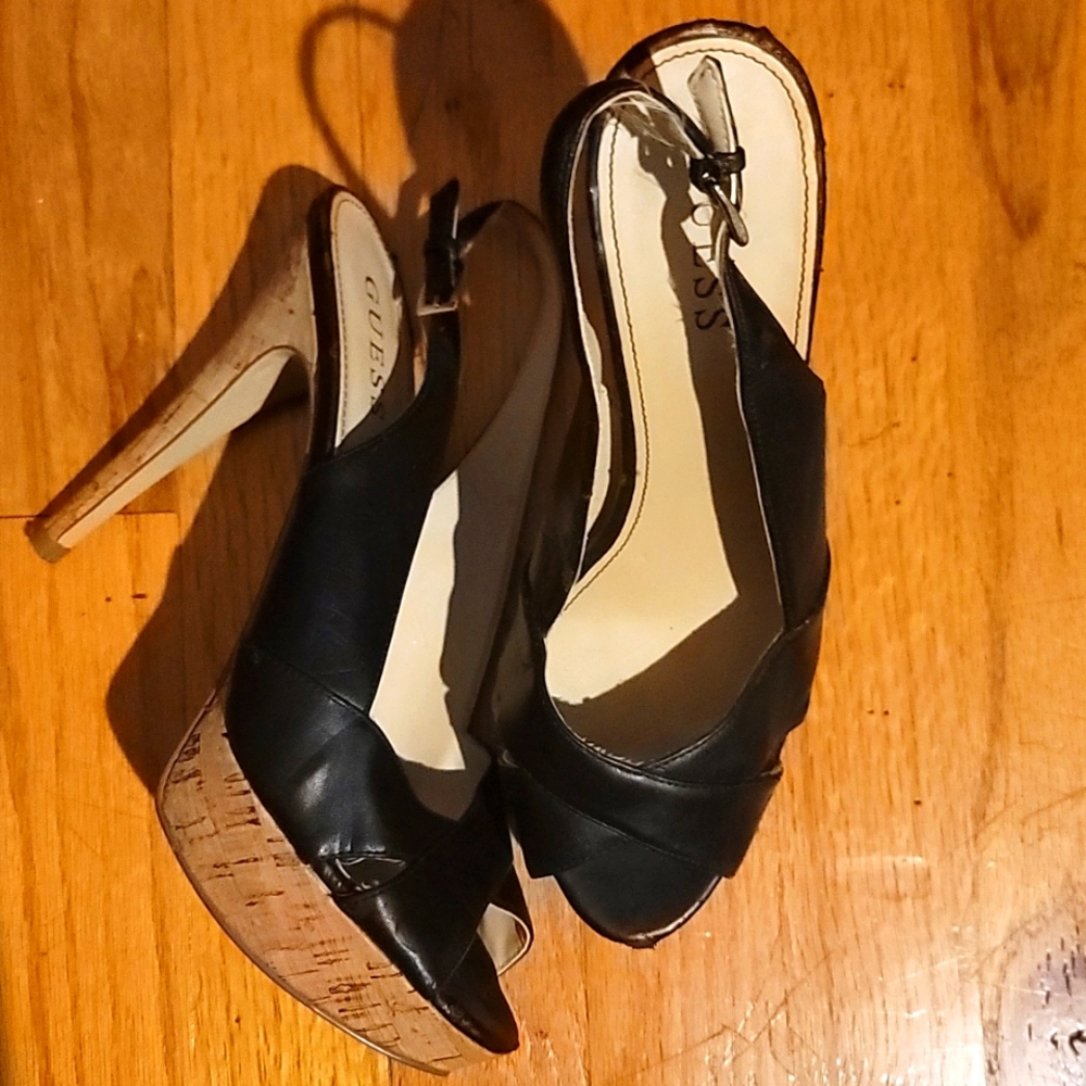 GUESS Black and Cork Heel 7.5M